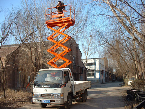 車(chē)載剪叉式升降平臺(點(diǎn)擊查看)